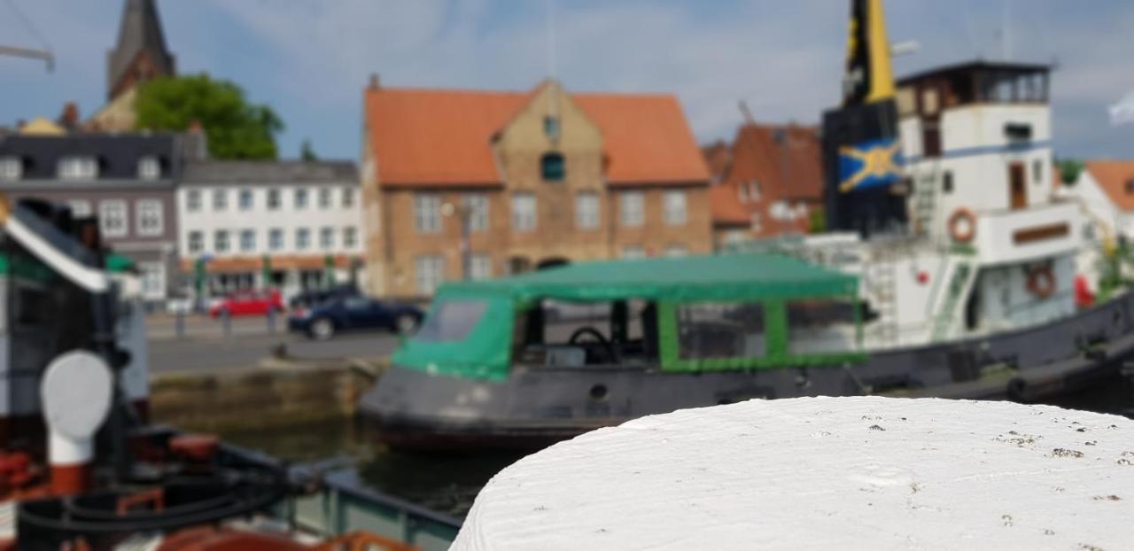 Kapitainskoje Direkt Am Hafen Flensburgs Lejlighed Eksteriør billede